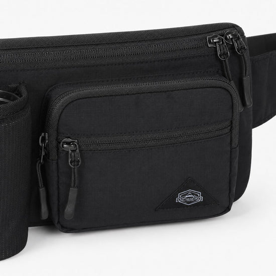 Front zipper pocket and main compartment on OCE GEAR waist pack