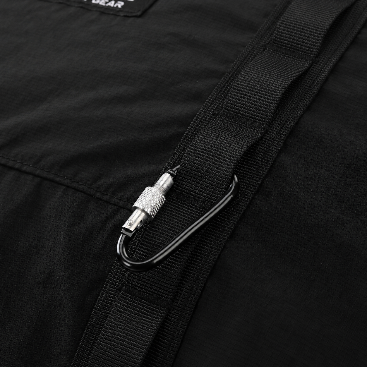 External gear loops on OCE GEAR packable travel tote bag