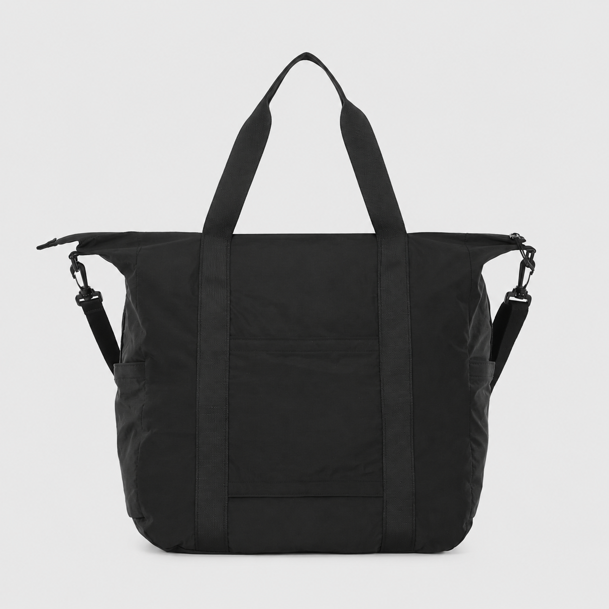 Rear luggage sleeve on OCE GEAR travel tote bag
